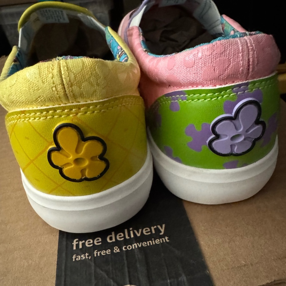 SpongeBob & Patrick Slip on Shoes - Picture 5 of 6